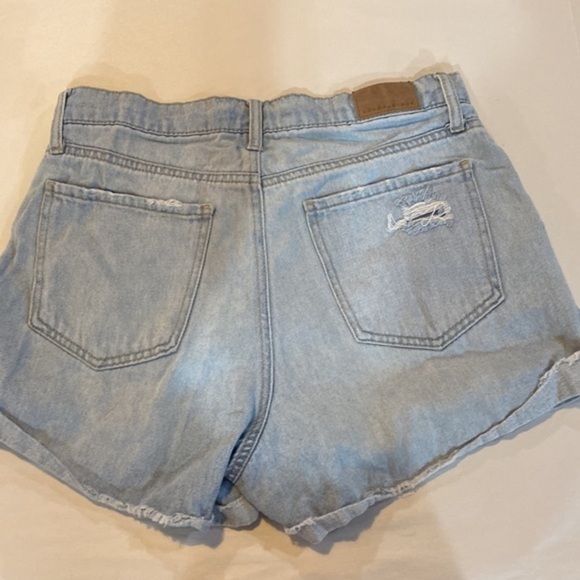 Size 8 Aeropostale size 8 cute - Picture 2 of 3